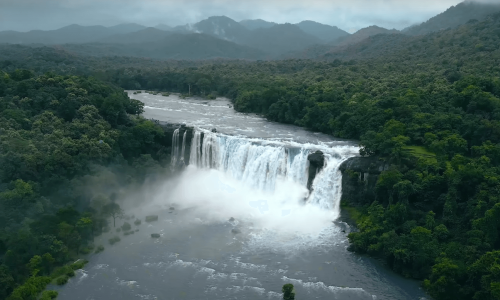 athirappilly-waterfall